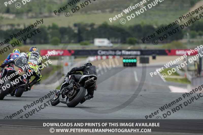 cadwell no limits trackday;cadwell park;cadwell park photographs;cadwell trackday photographs;enduro digital images;event digital images;eventdigitalimages;navarra;no limits trackdays;peter wileman photography;racing digital images;trackday digital images;trackday photos